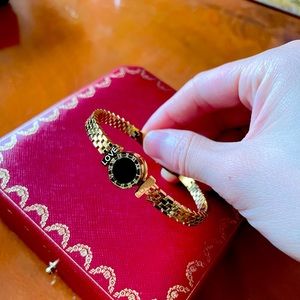 14K Gold Roman Number Love bracelet for women